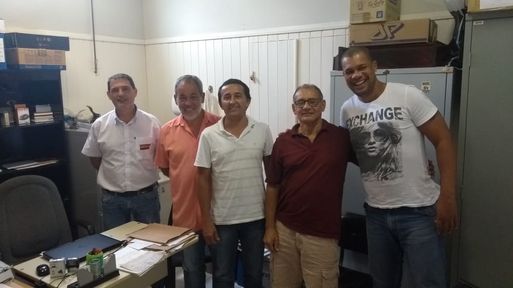 Vereadores de Miraí visitam o Provedor do hostipal da cidade.